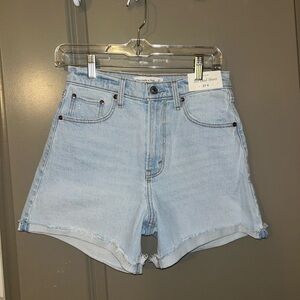Abercrombie and Fitch High Rise Dad Short